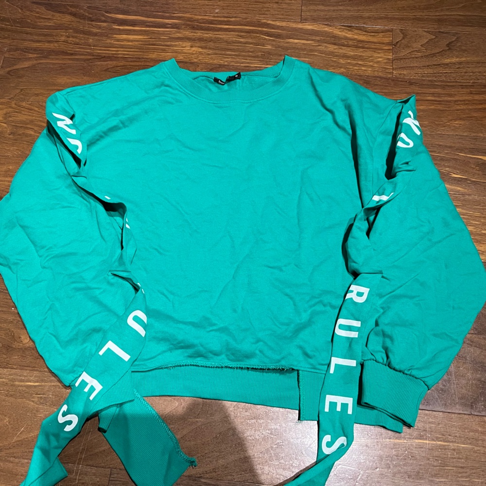 Boohoo sweater